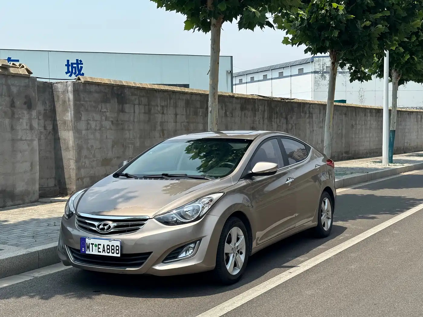 Hyundai Langdong 2013 1.6L Automatic Premium фото 3