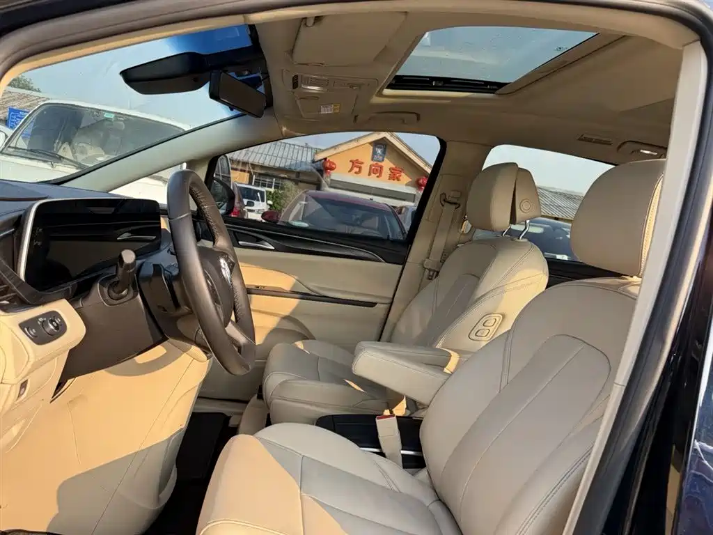 Buick GL8 2023 ES Landmaster Exclusive фото 11