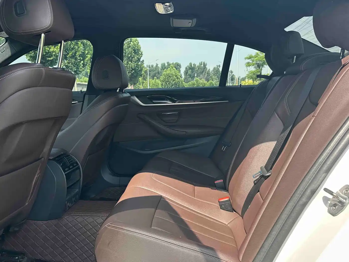 BMW 5 Series 2018 525Li M Sport Package фото 6