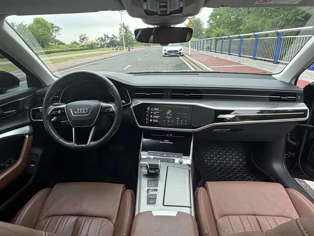 Audi A6L 2021 45 TFSI Exclusive Elegance фото 9