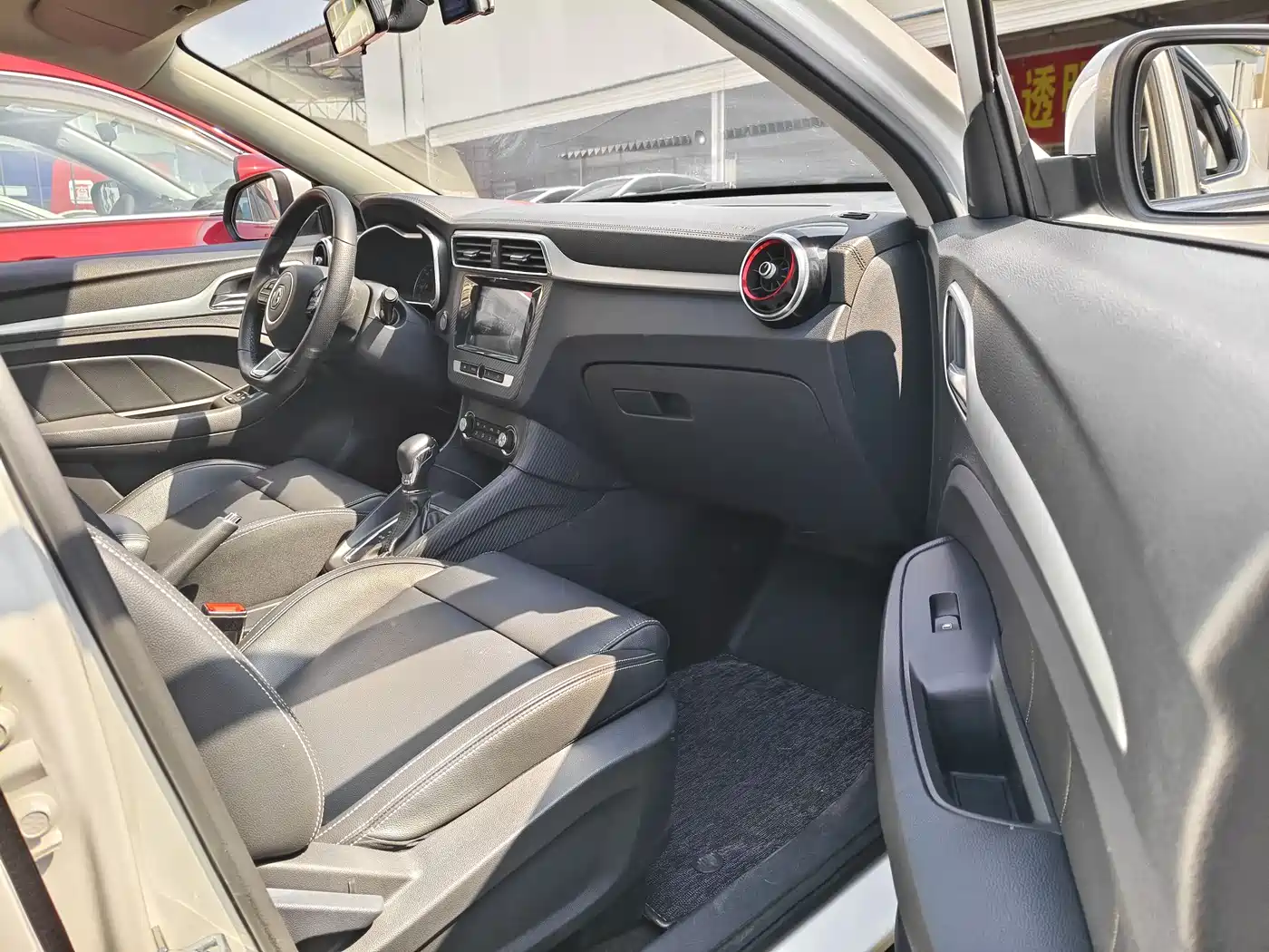 MG ZS 2018 2018 1.5L Automatic Internet Premium China V