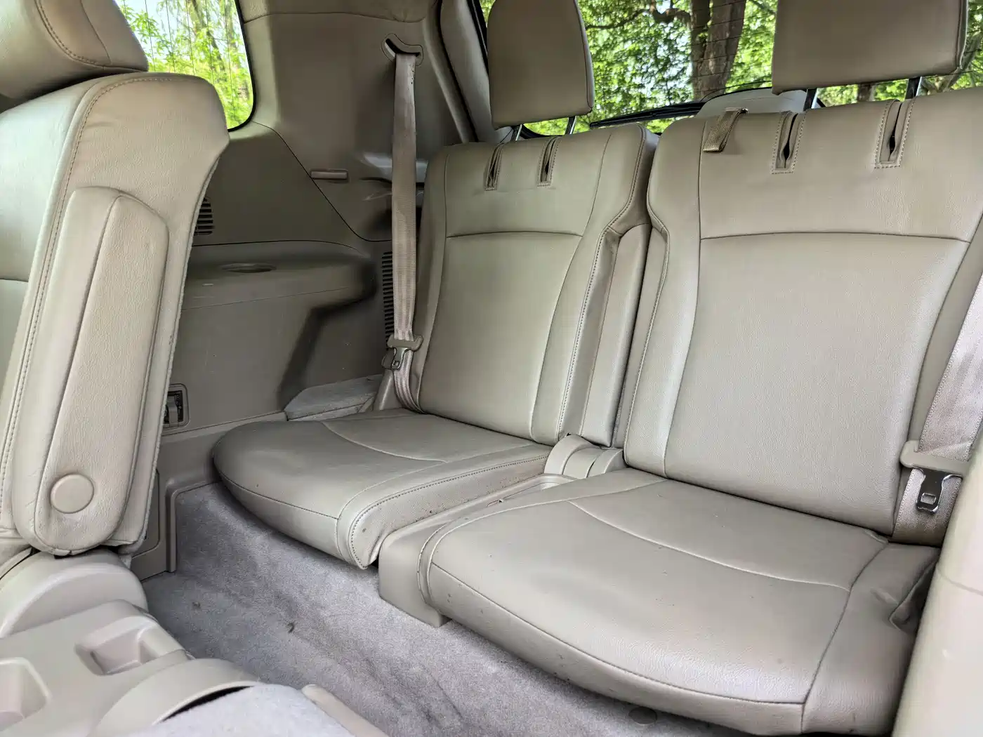 Toyota Highlander 2012 2.7L 2WD 7-Seater Luxury Edition фото 13