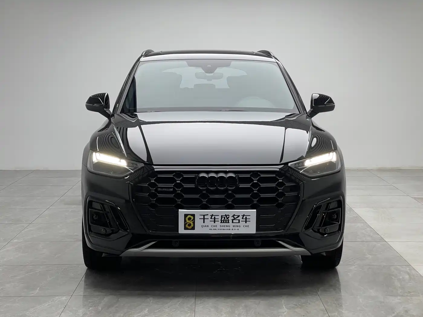 Audi Q5L 2024 Model 40 TFSI Luxury Dynamic фото 2