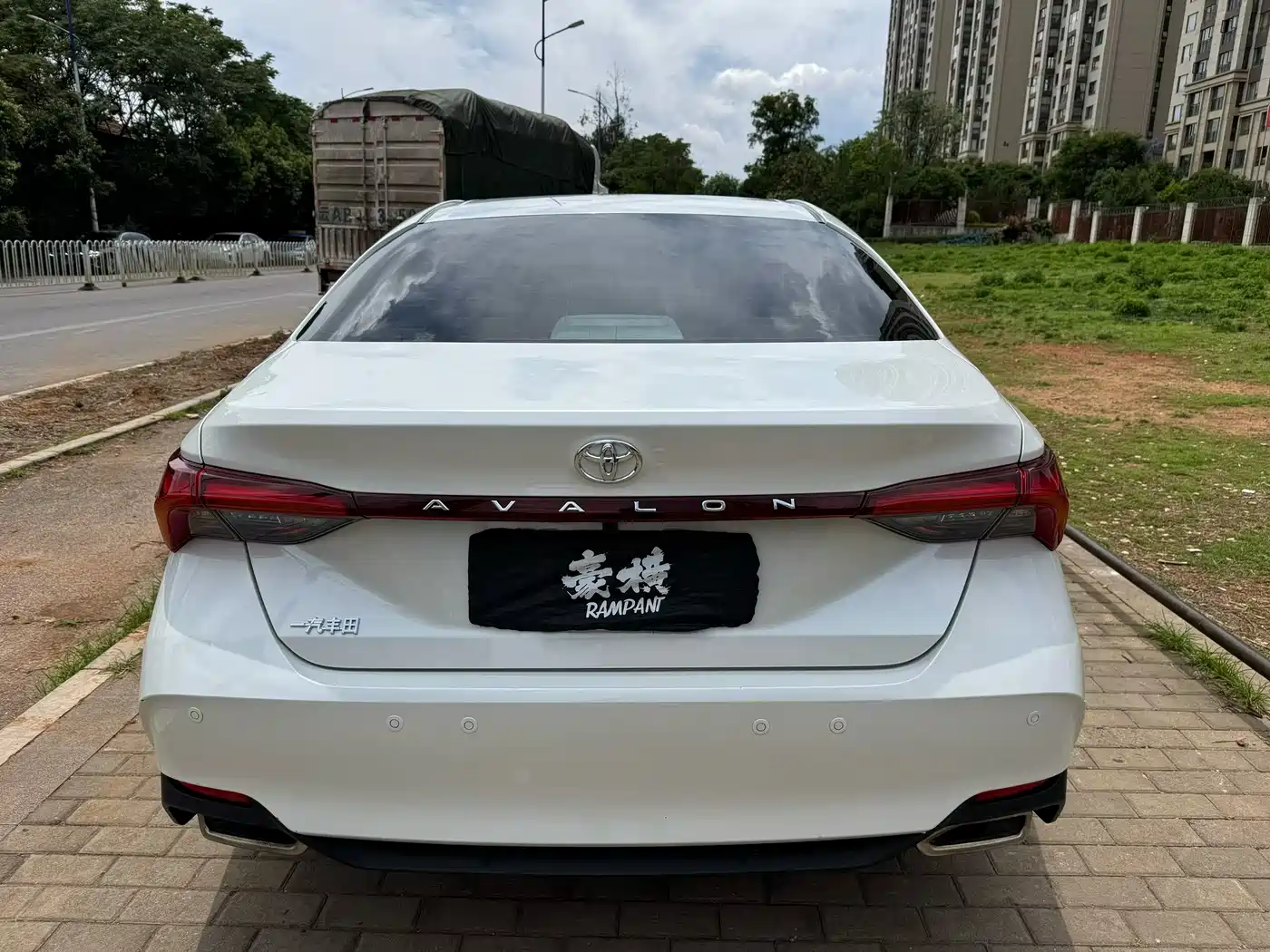 Toyota Avalon 2019 2.0L Progressive Edition (China VI) фото 7