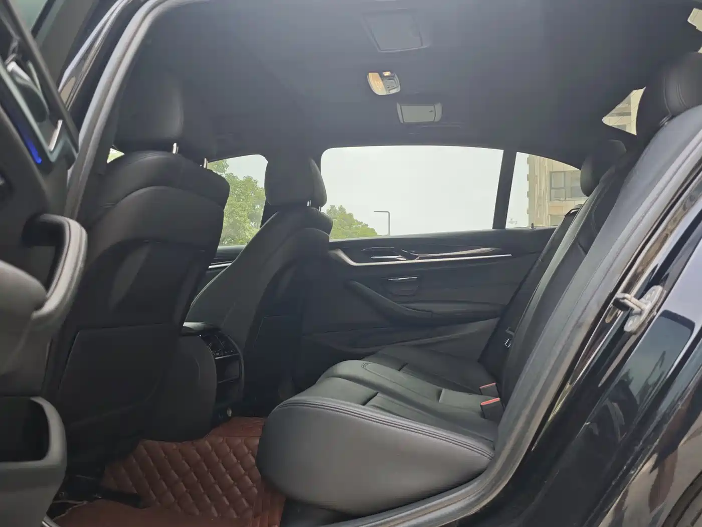 BMW 5 Series 2018 525Li M Sport Package фото 4