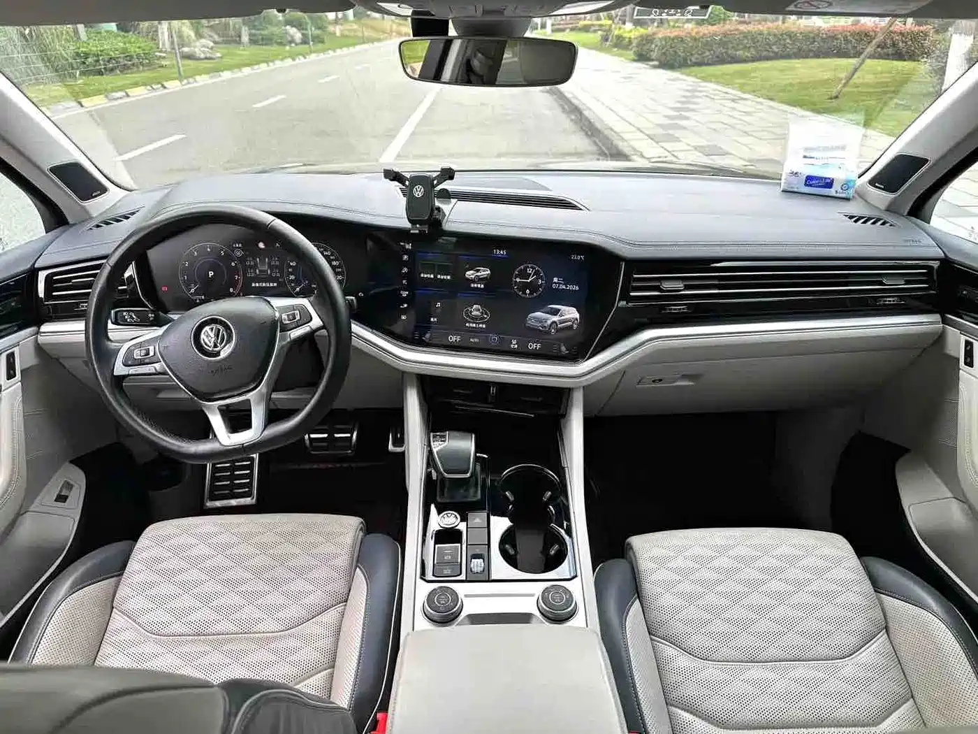 Volkswagen Touareg 2019 3.0TSI Sharp Intelligence Edition China VI фото 6