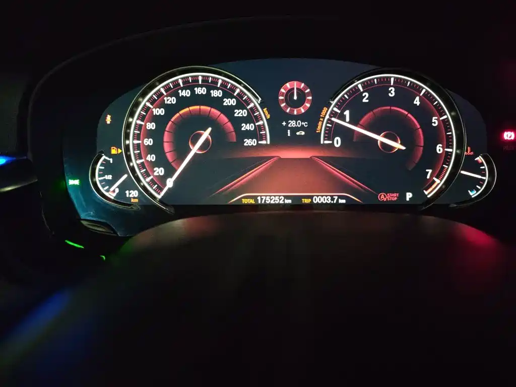 Фото 5 - BMW 5 Series