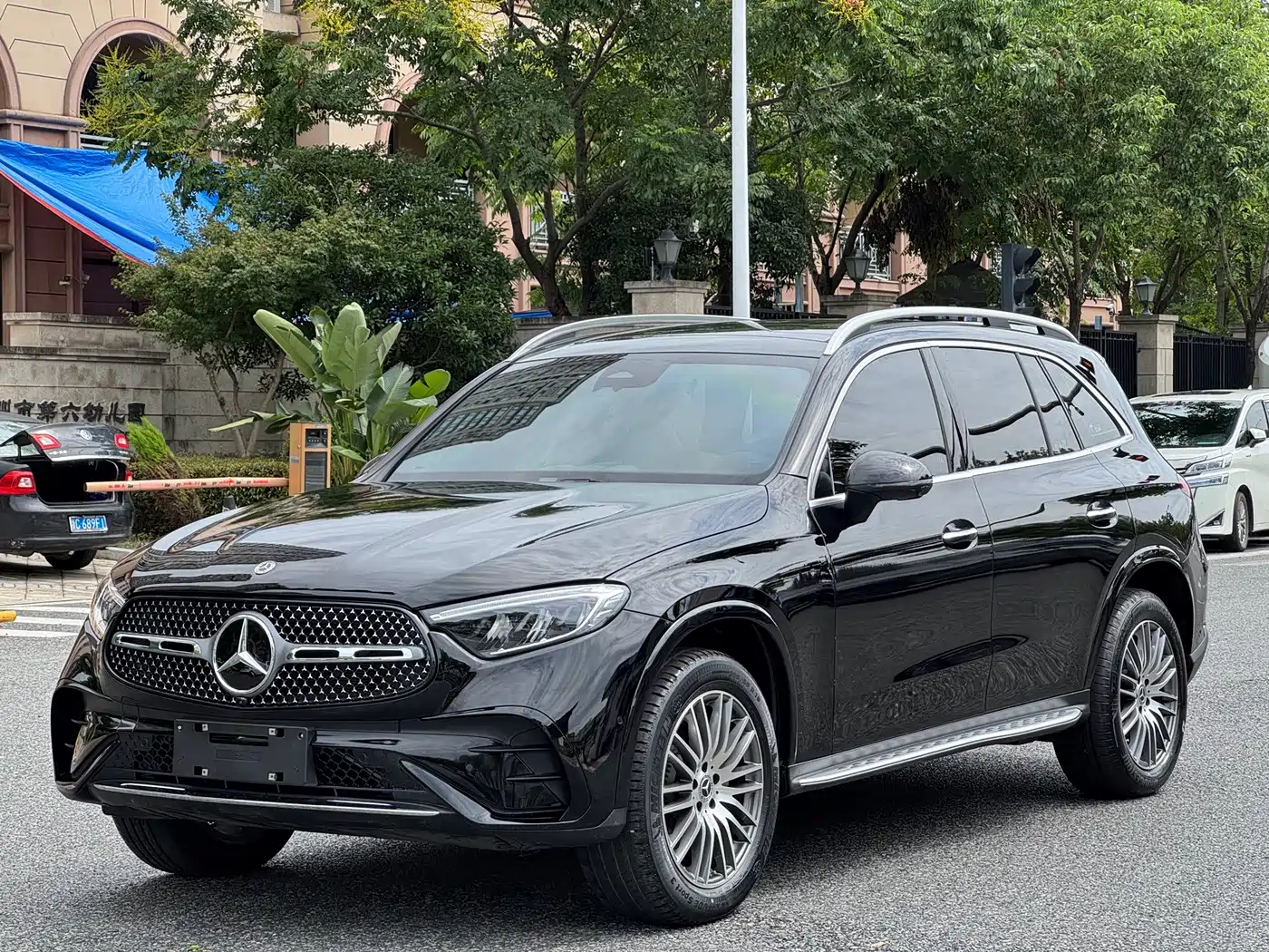 Mercedes-Benz GLC 2025 2025 GLC 300 L 4MATIC Dynamic 5-seater