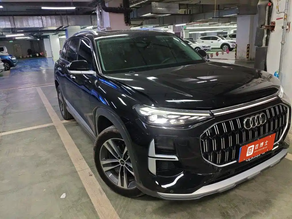 Audi Q6 2025 2025 40 TFSI quattro Commemorative Edition Yulin Package 7-Seater