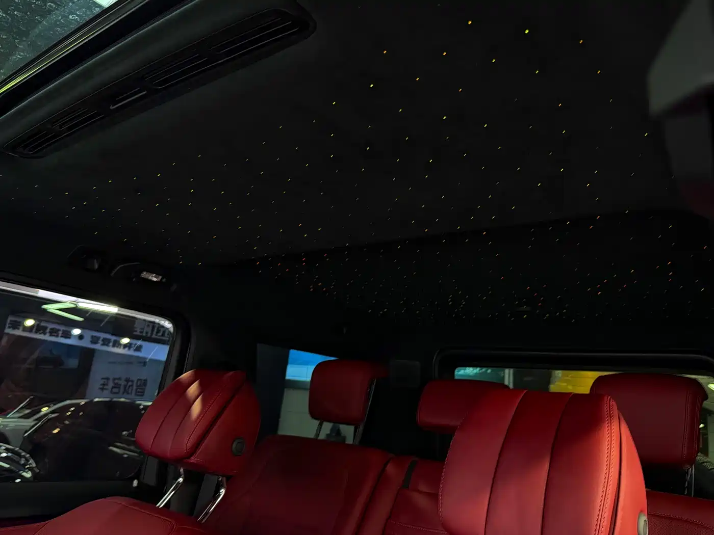 Mercedes-Benz G-Class 2023 G 500 фото 19