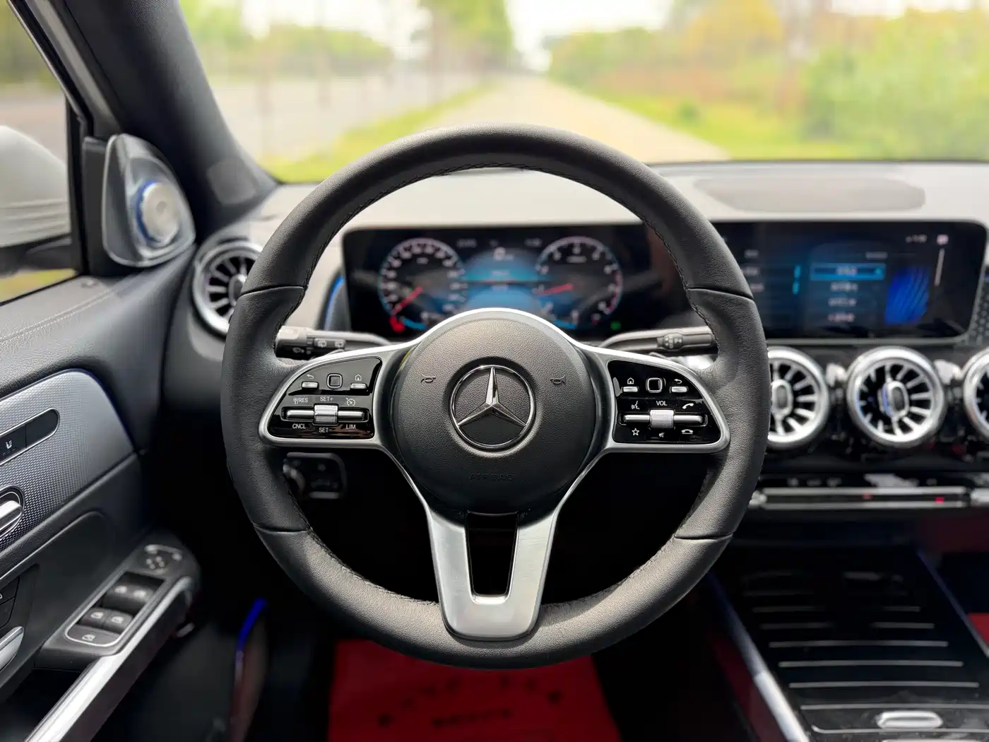Mercedes-Benz GLB 2020 GLB 180 Dynamic фото 14