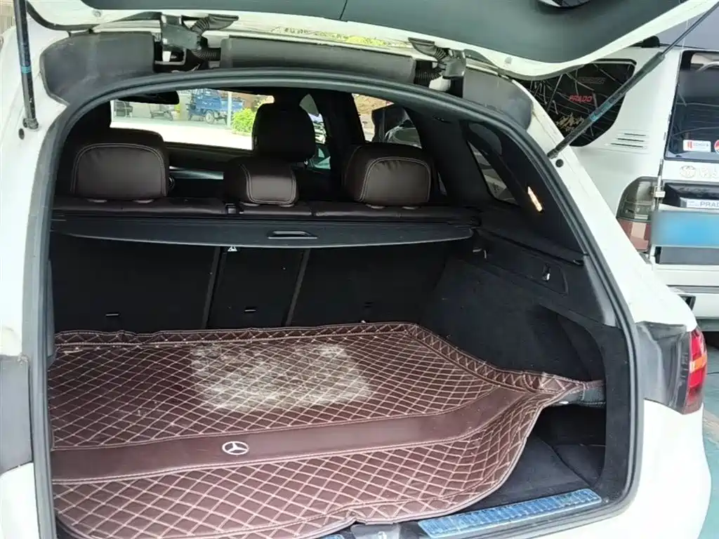 Mercedes-Benz GLC 2019 Facelift GLC 260 L 4MATIC Luxury фото 19