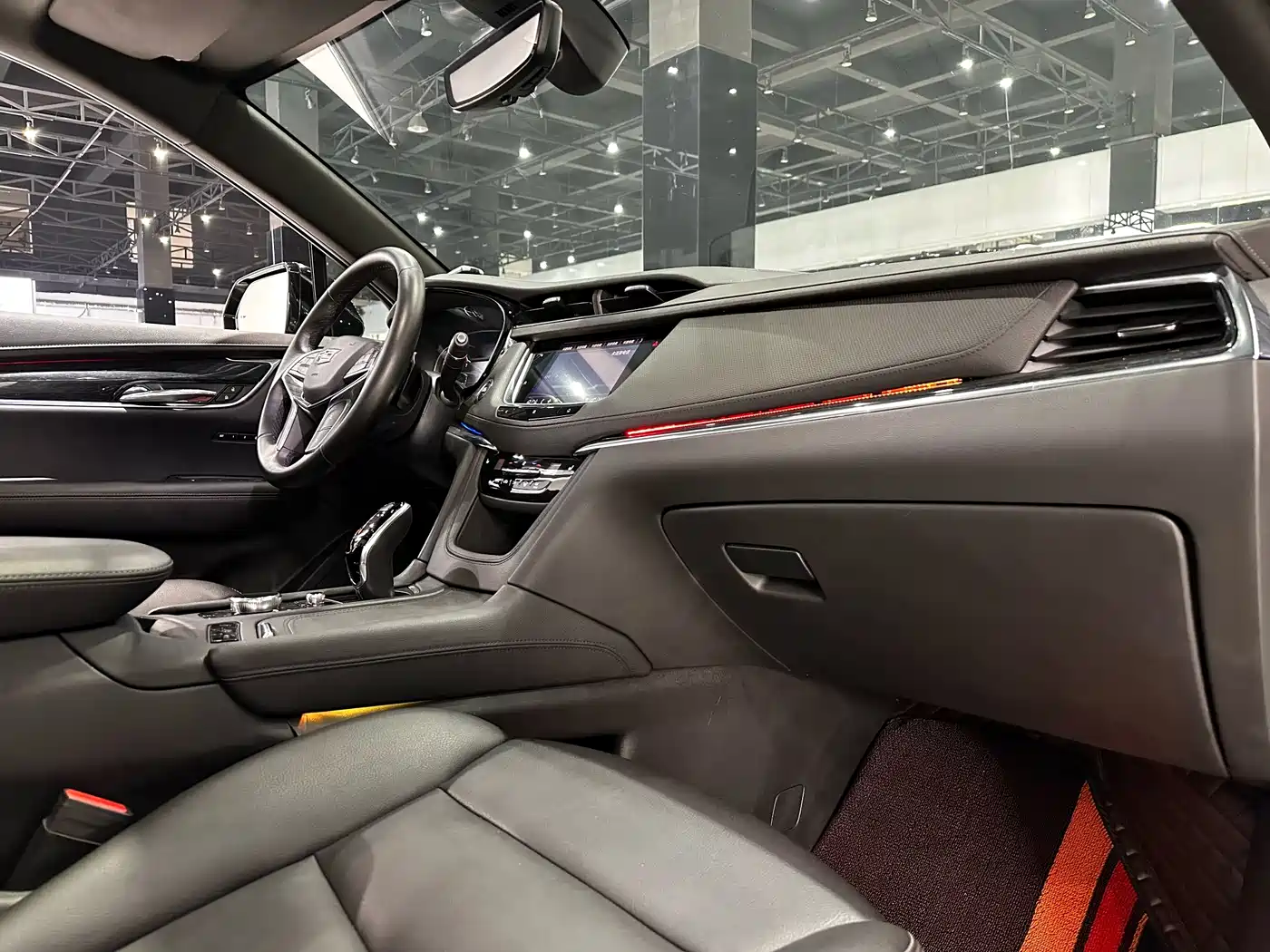 Cadillac XT5 2020 28T Luxury Model фото 12