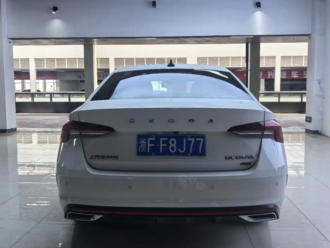 Škoda Octavia 2022 PRO TSI280 Luxury Edition фото 17
