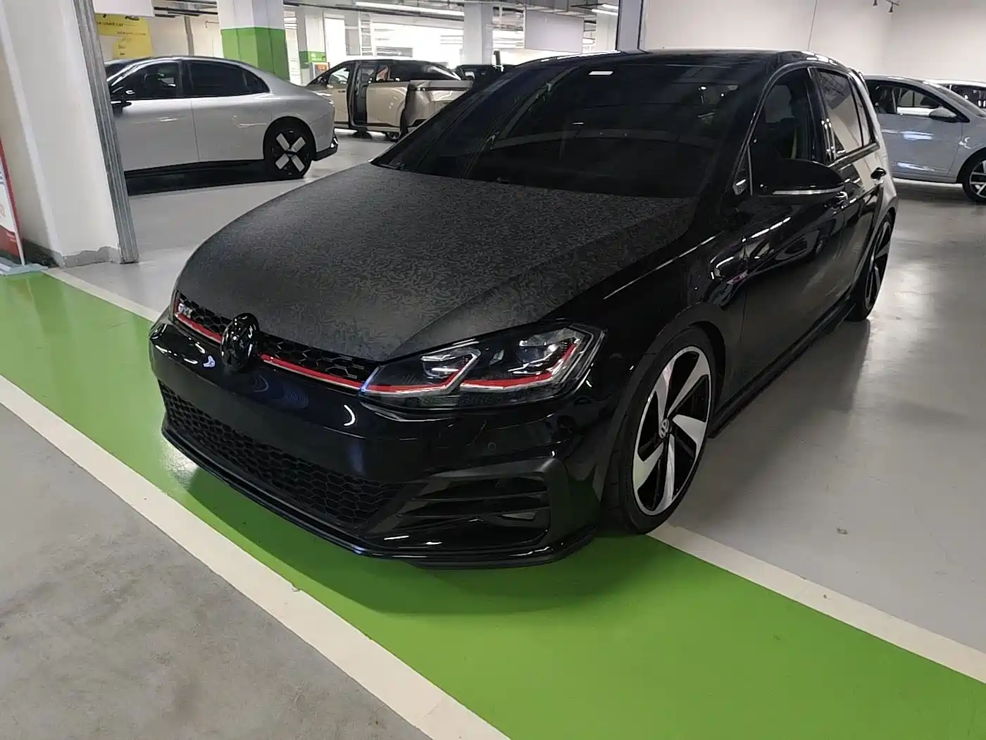 Volkswagen Golf GTI