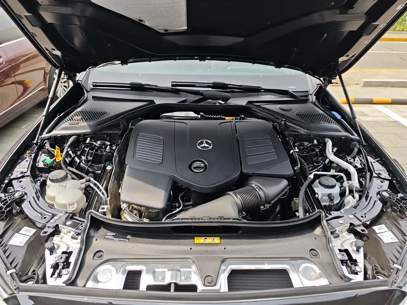 Mercedes-Benz E-Class New Energy 2024 E 350 e L Plug-in Hybrid Sedan фото 15
