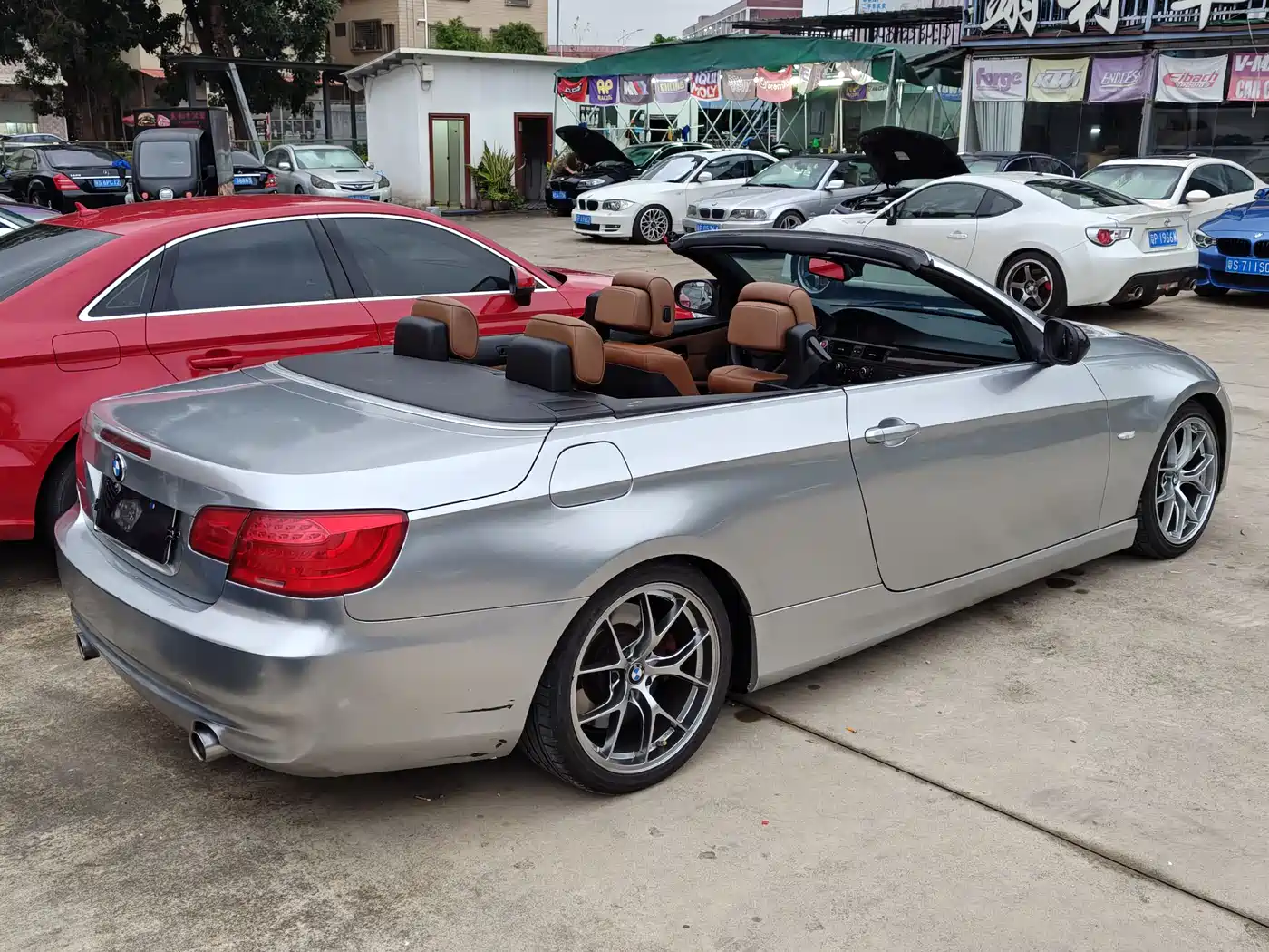BMW 3 Series (Import) 2011 335i Convertible Coupe фото 10
