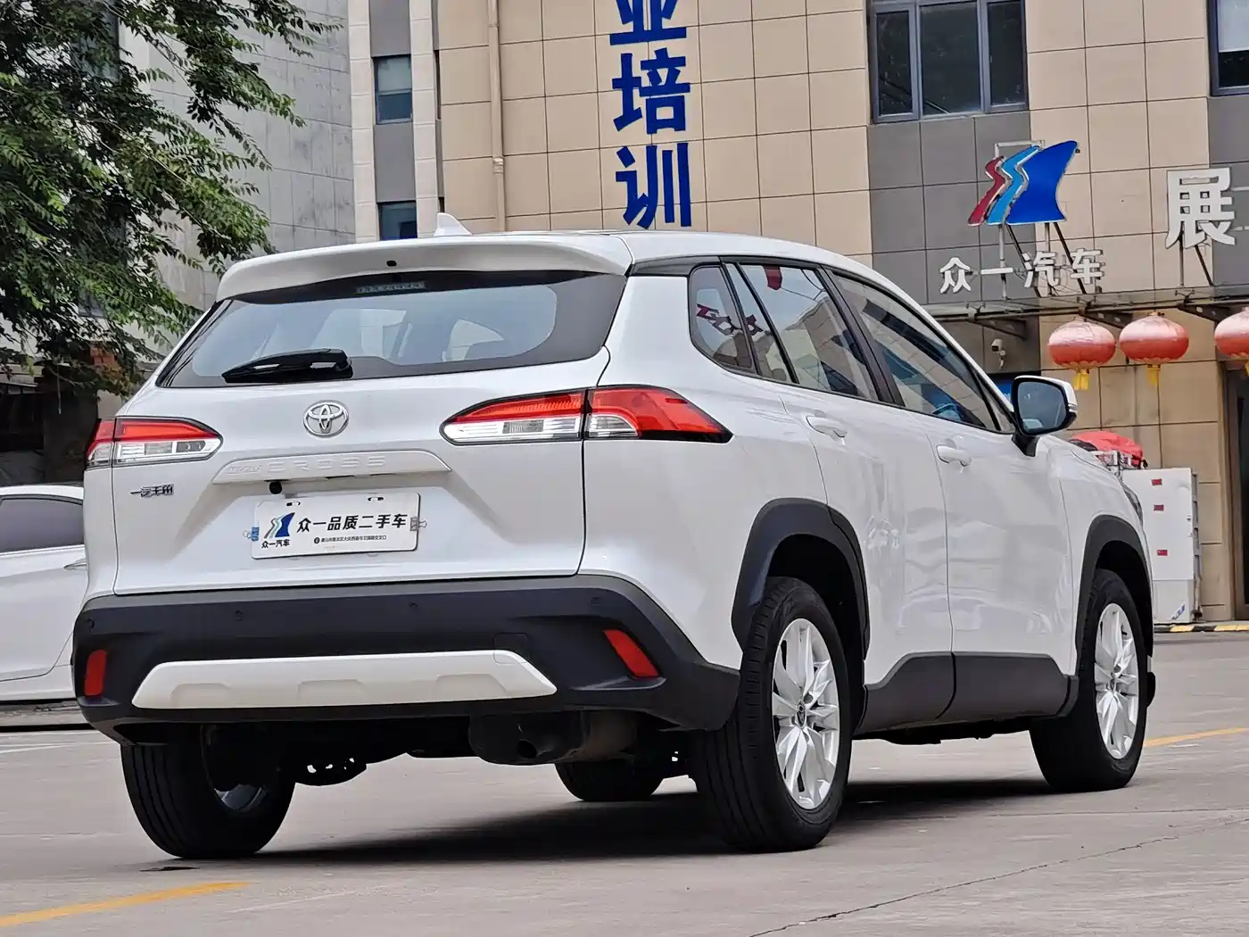 Toyota Corolla Cross 2025 2024 Model 2.0L Pioneer Edition