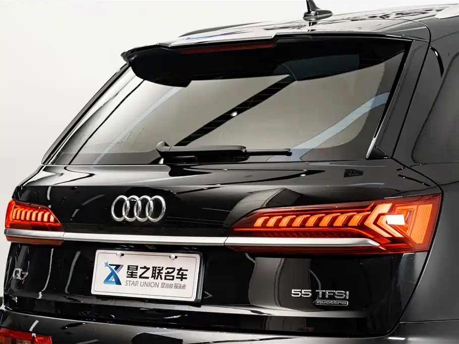 Audi Q7 2023 55 TFSI quattro S line Sport фото 10