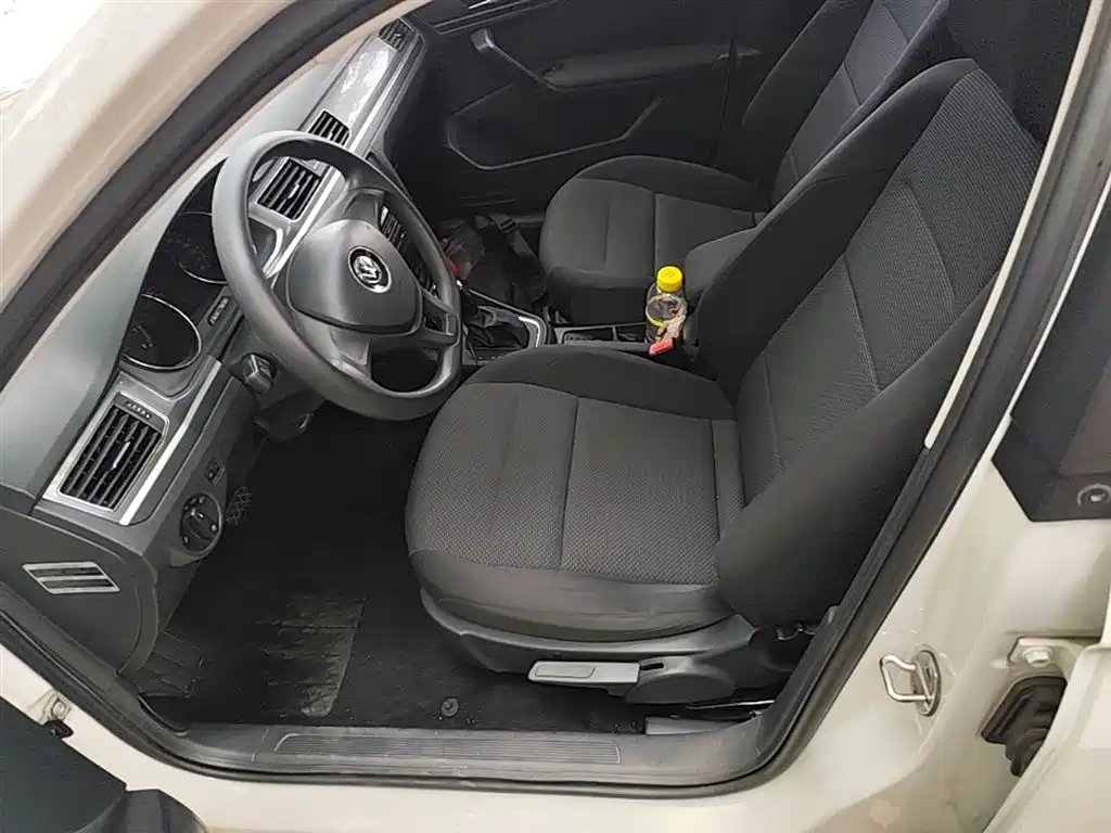 Volkswagen Bora 2016 Model 1.6L Automatic Fashion фото 15