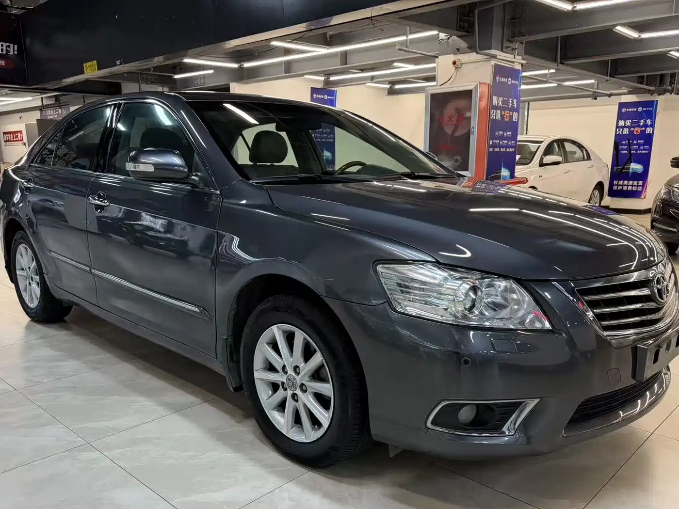 Toyota Camry 2009 Model 240G Luxury Edition фото 2