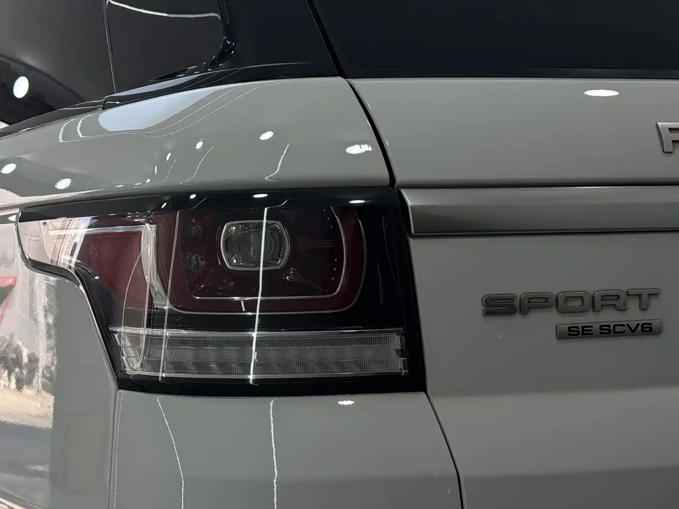 Land Rover Range Rover Sport 2017 3.0 SC V6 SE фото 13