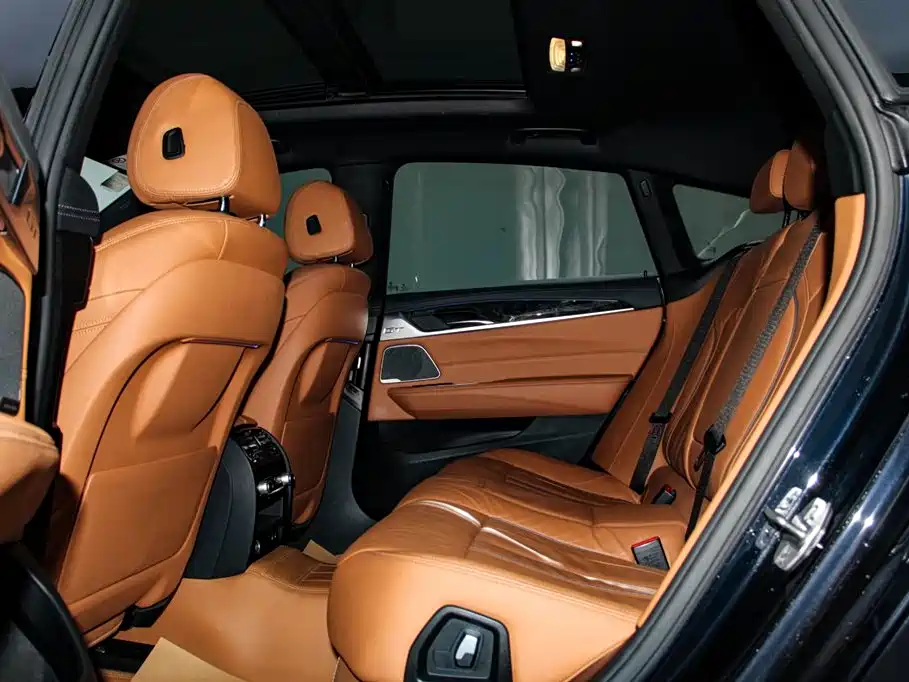 BMW 6 Series GT 2021 630i M Sport Package фото 12