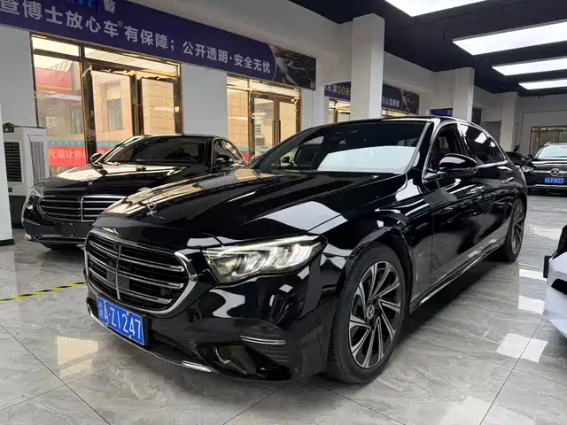 MERCEDES-BENZ E CLASS