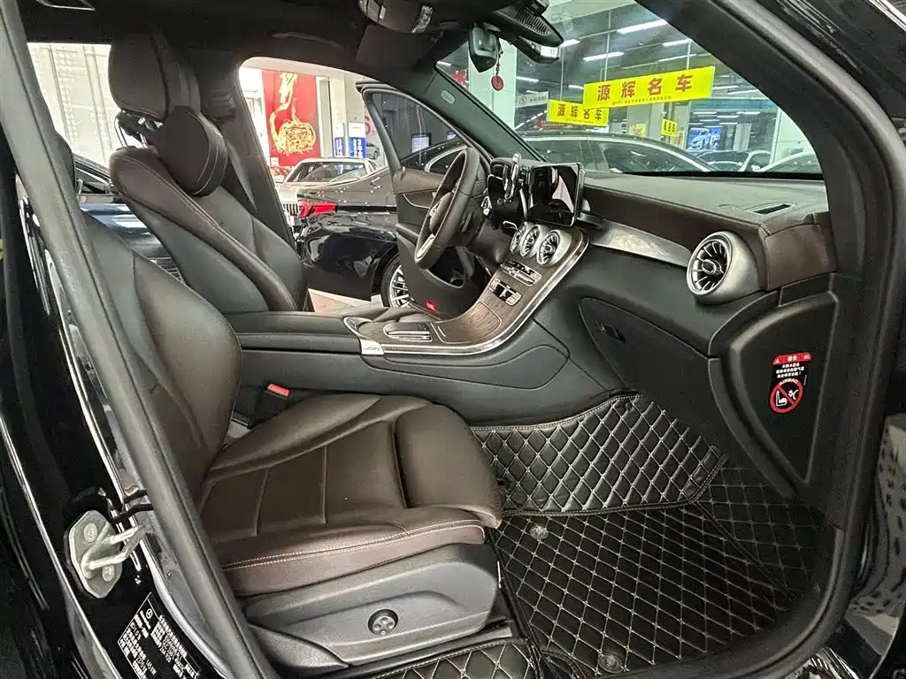 Mercedes-Benz GLC 2022 Facelift GLC 260 L 4MATIC Luxury Model фото 9