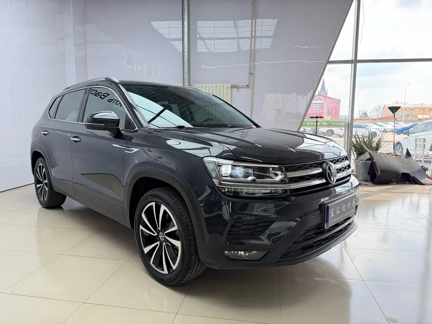 Volkswagen Tharu 2022 280TSI FWD Luxury Edition фото 3