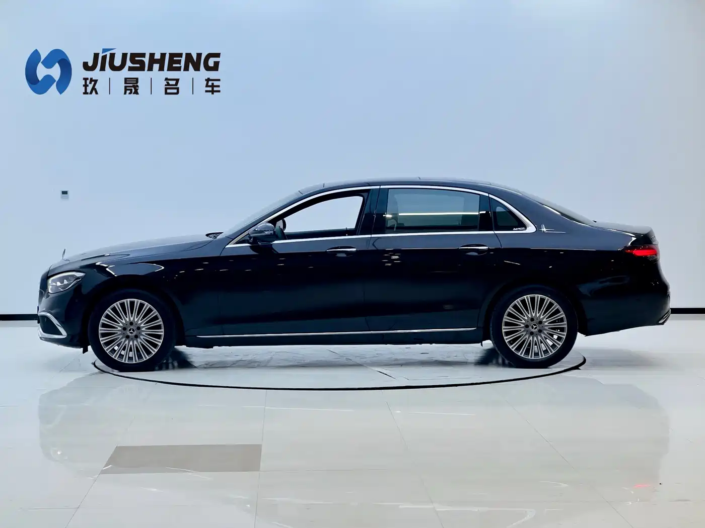Mercedes-Benz E-Class 2023 Facelift E 300 L Luxury фото 3