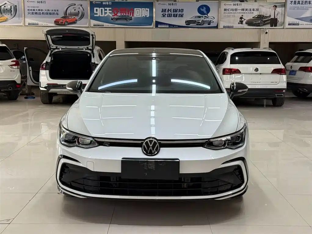 Volkswagen Golf 2021 280TSI DSG R-Line фото 2