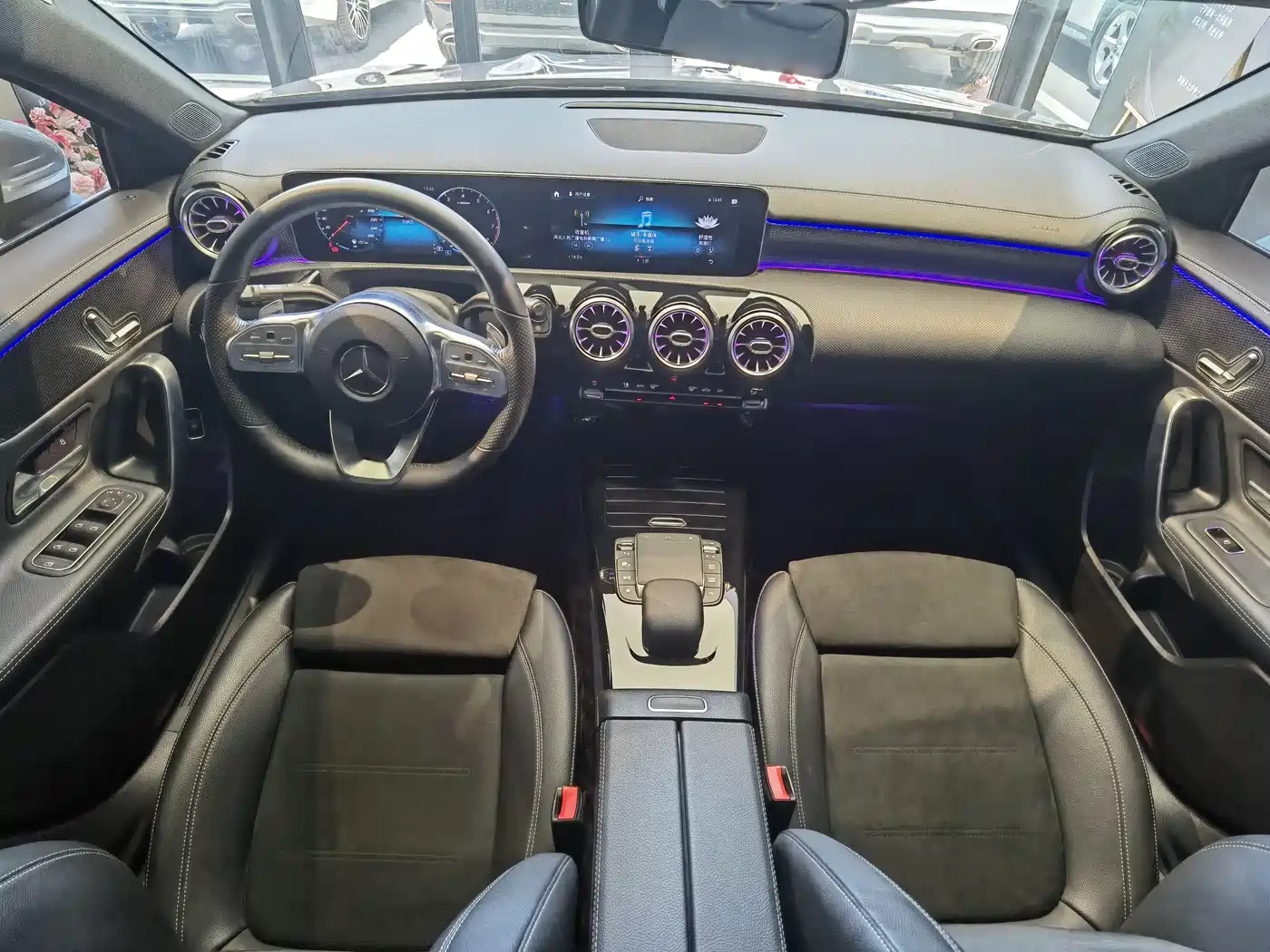 Mercedes-Benz A-Class 2020 Facelift A 200 L Sport Sedan Fashion фото 6
