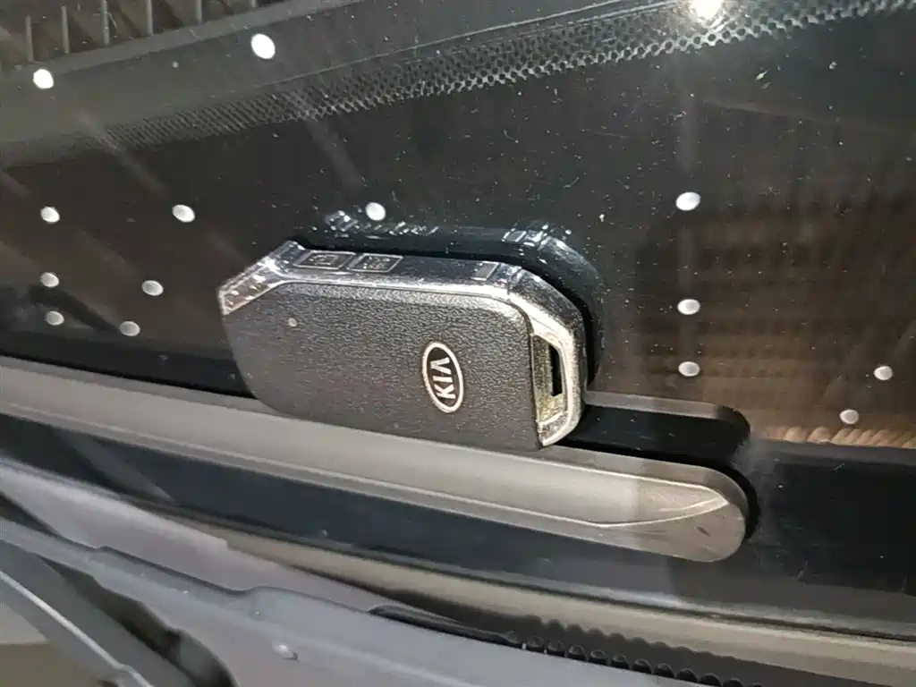 Kia Sportage 2019 2.0L Automatic Smart Luxury Edition фото 9