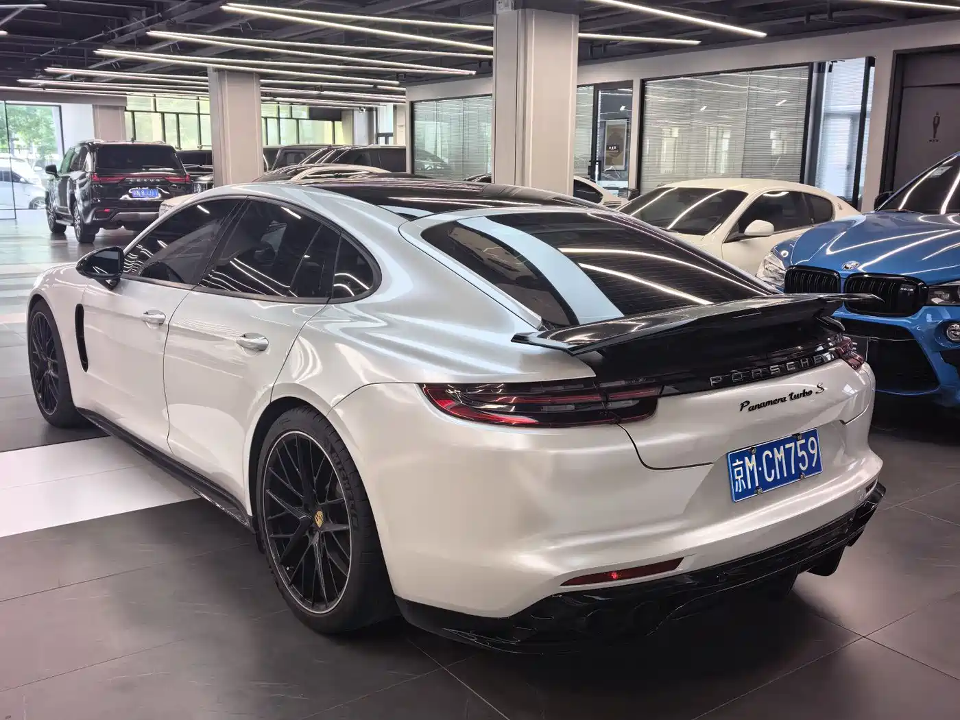 Porsche Panamera 2017 Panamera 3.0T фото 4