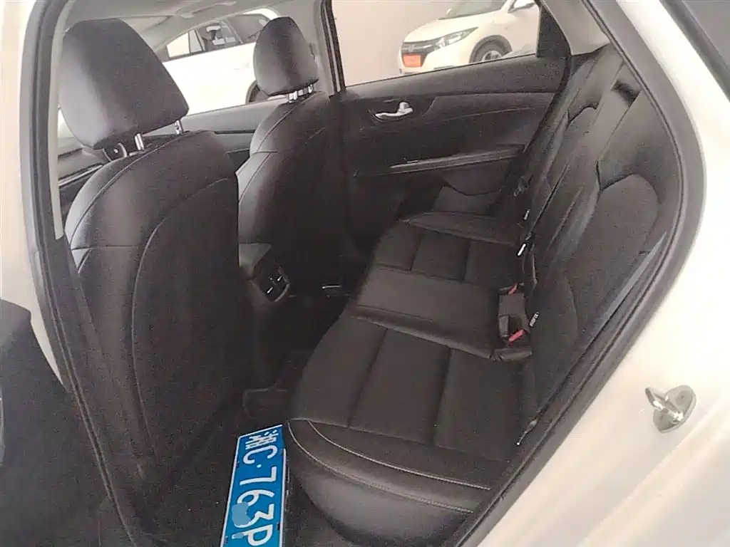 Kia K3 2019 1.5L CVT Smart Connect Edition фото 17