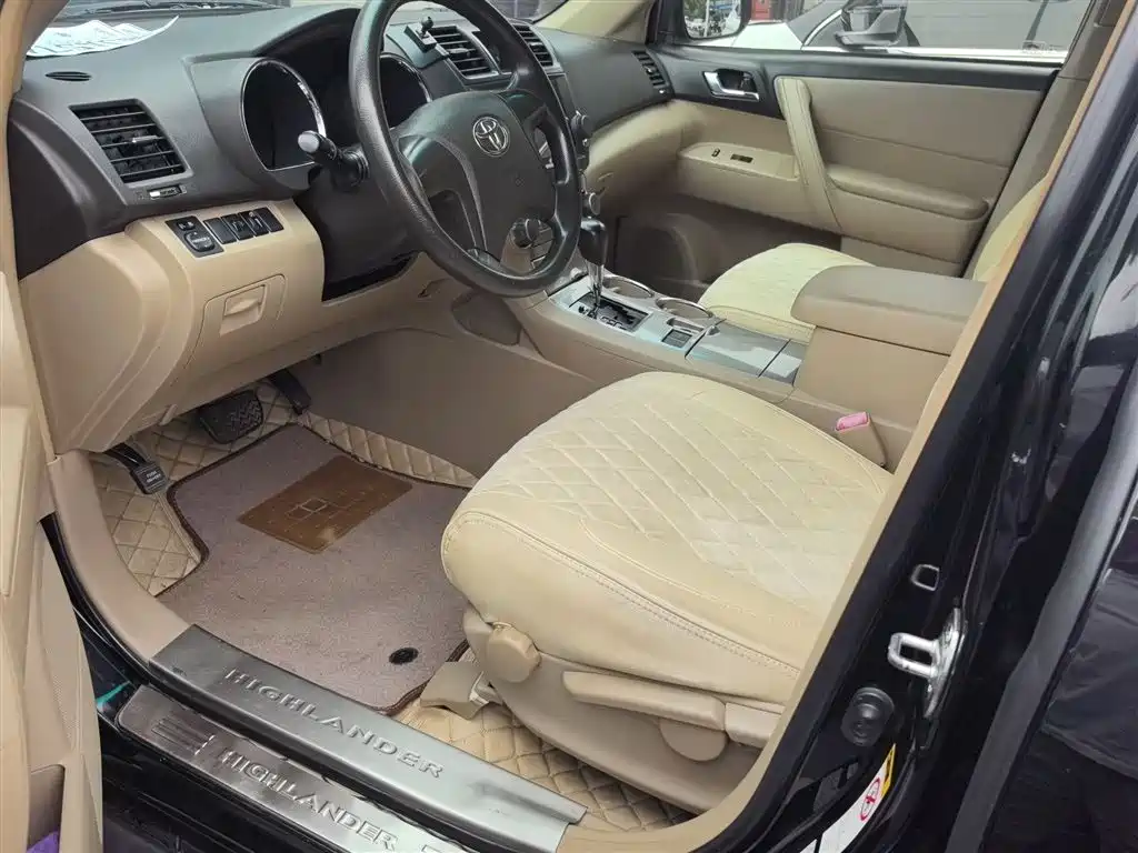 Toyota Highlander 2012 2.7L 2WD 5-seater Elite Edition фото 9