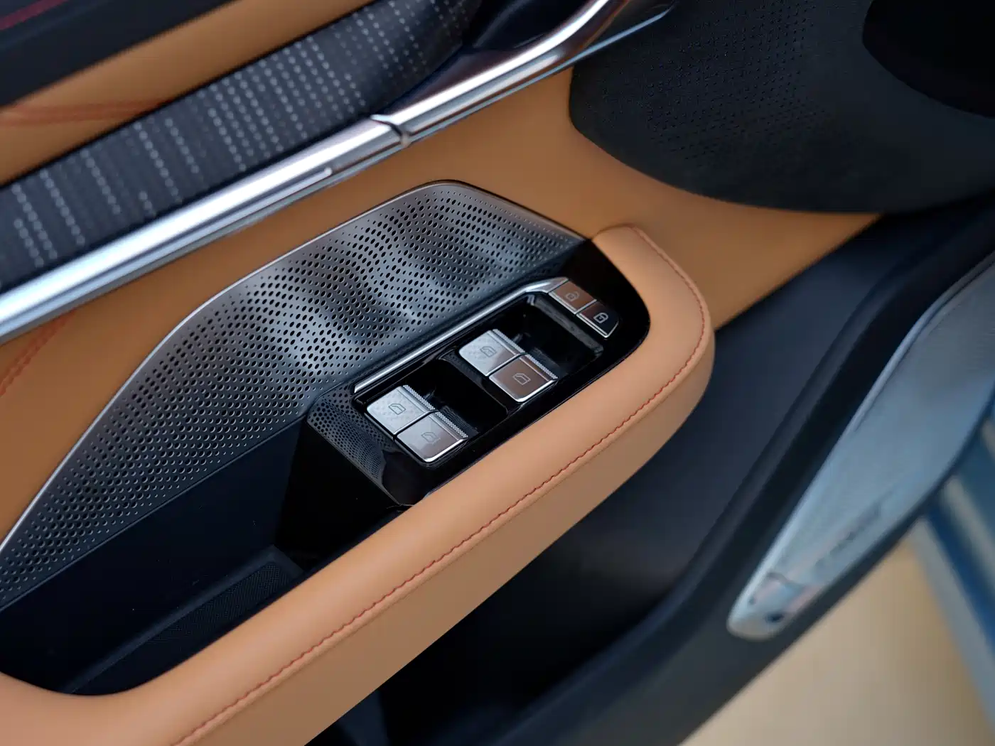 ZEEKR EXTREME KRYPTON 001