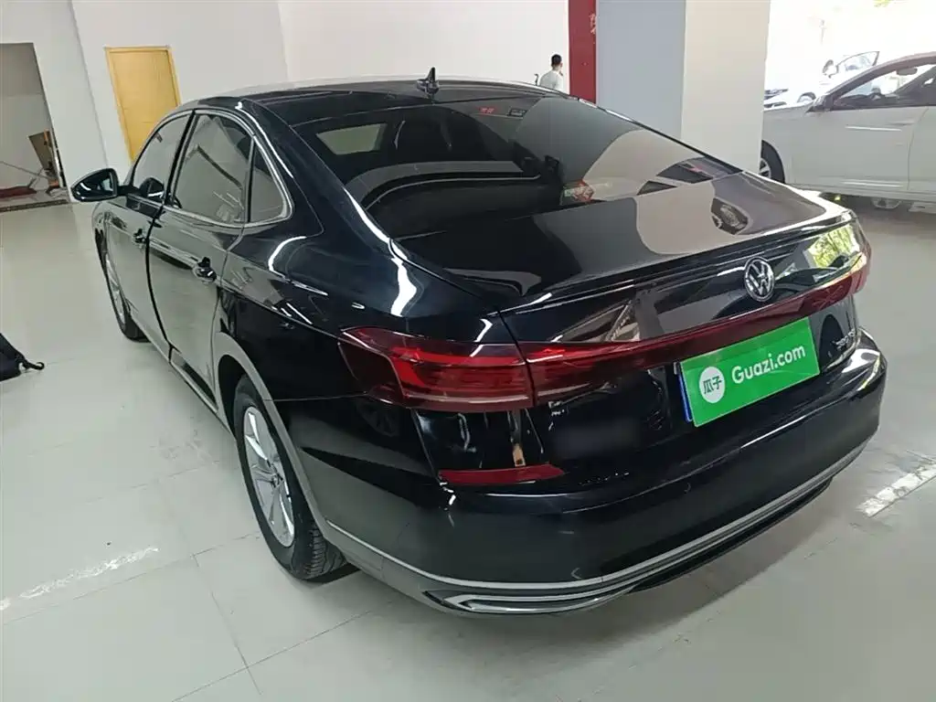 Volkswagen Passat 2023 Facelift 280TSI Business Edition фото 5