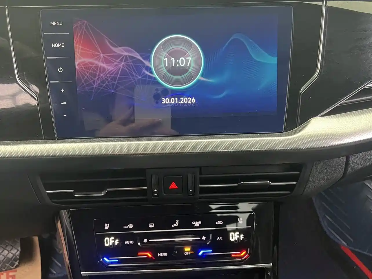 Volkswagen Passat 2022 330TSI Luxury Edition фото 28