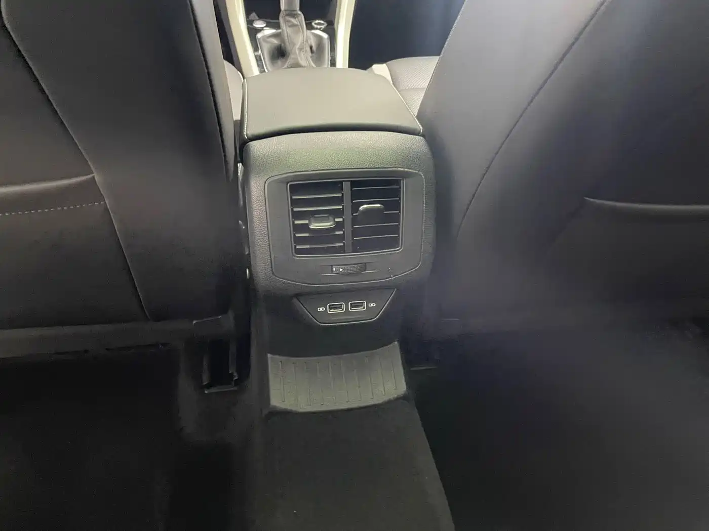 Volkswagen T-ROC 2023 280TSI DSG 2WD Time Edition фото 14