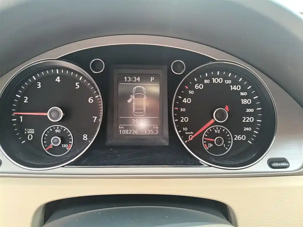 Volkswagen Magotan 2015 1.8TSI Leading фото 12