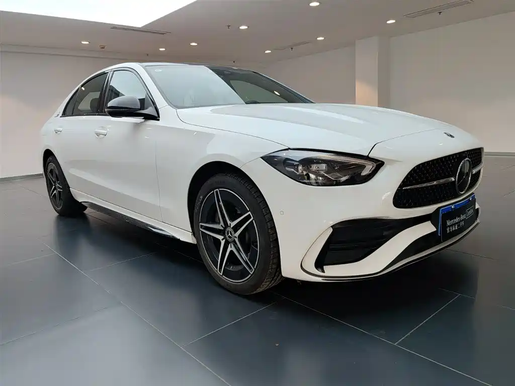 Mercedes-Benz C-Class 2024 C 260 L Night Edition Sport фото 2