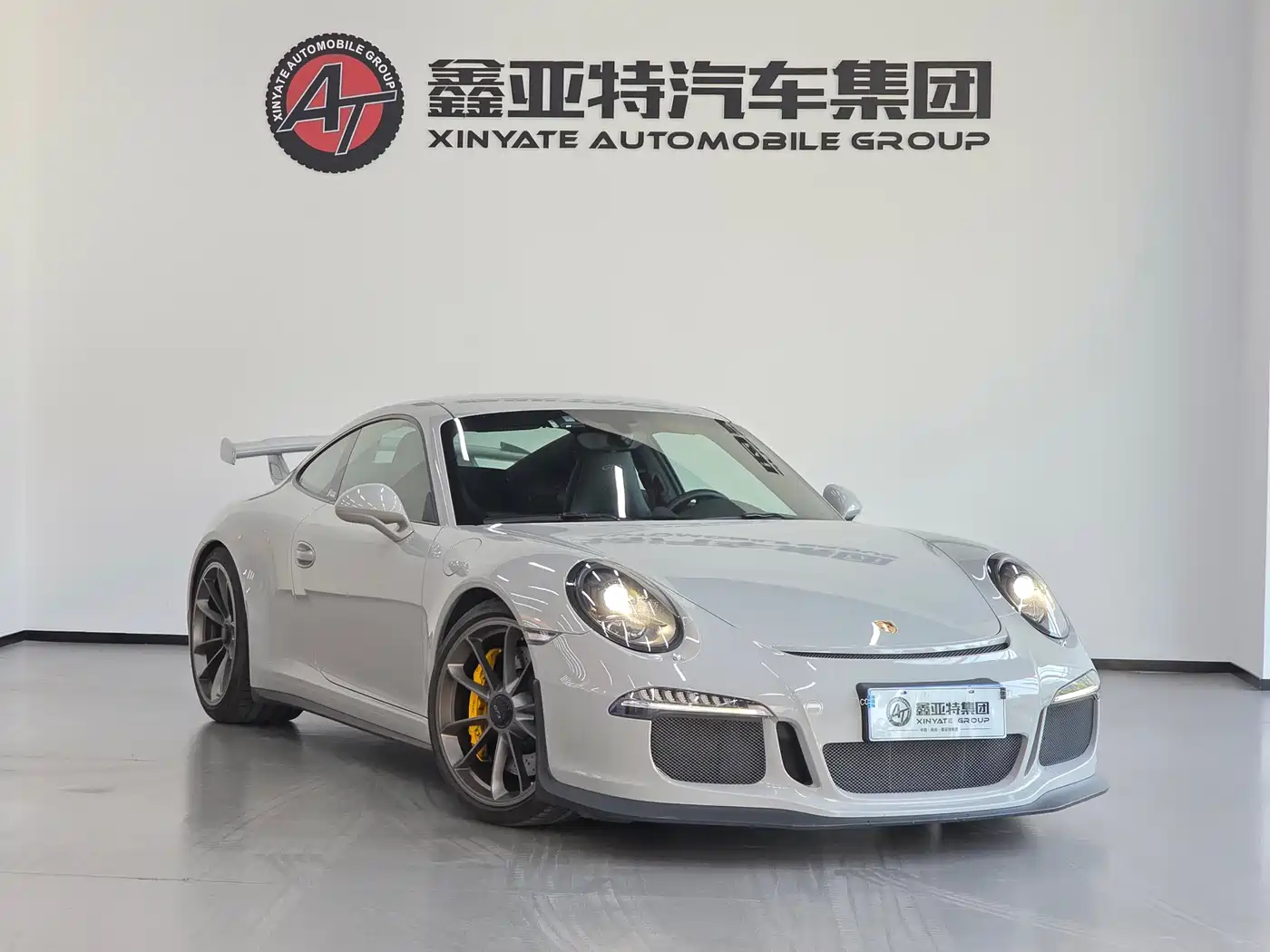 Porsche 911 2013 GT3 3.8L фото 4