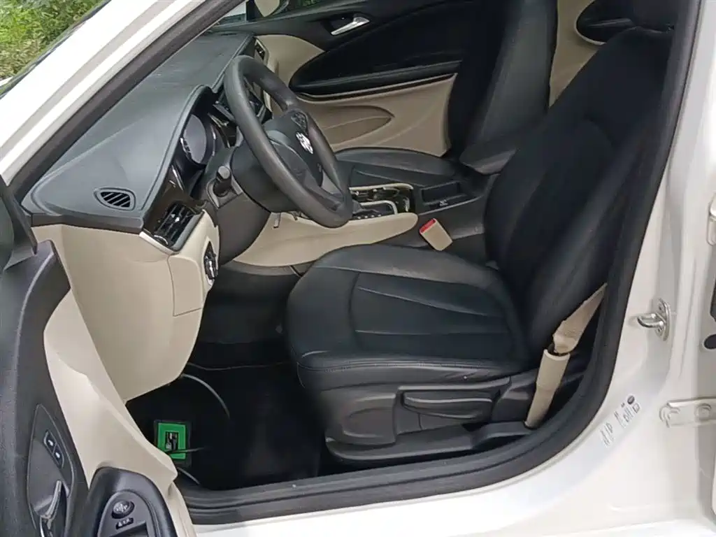 Buick Verano 2018 Sedan 15S Automatic Progressive фото 15