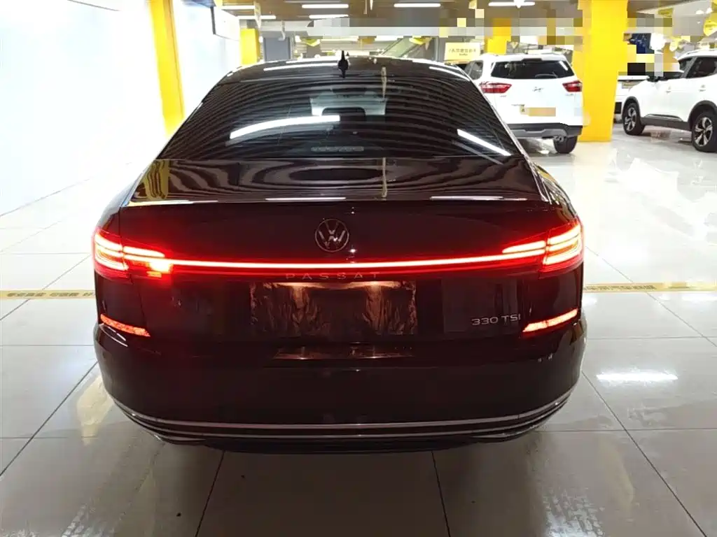 Volkswagen Passat 2024 330TSI Starlight Elite Edition фото 6