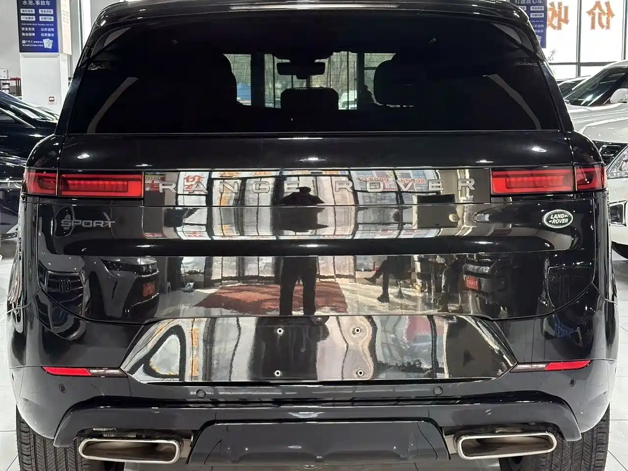 Land Rover Range Rover Sport 2024 400PS Dynamic SE фото 8