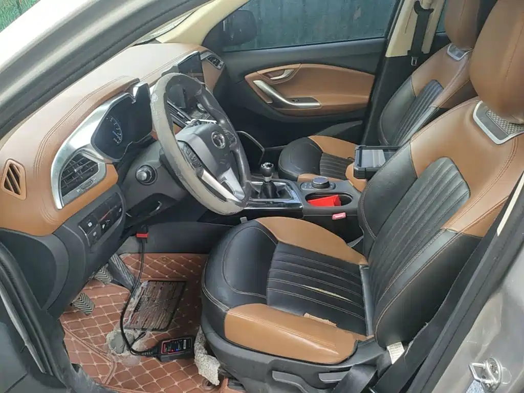Soueast DX7 2016 2016 1.5T Manual Triumph Edition