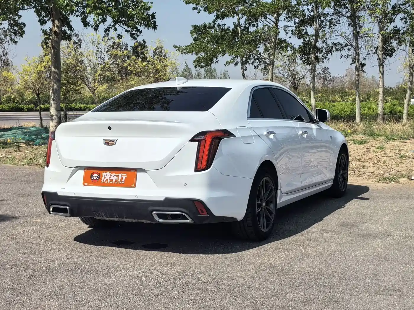 CADILLAC CT4
