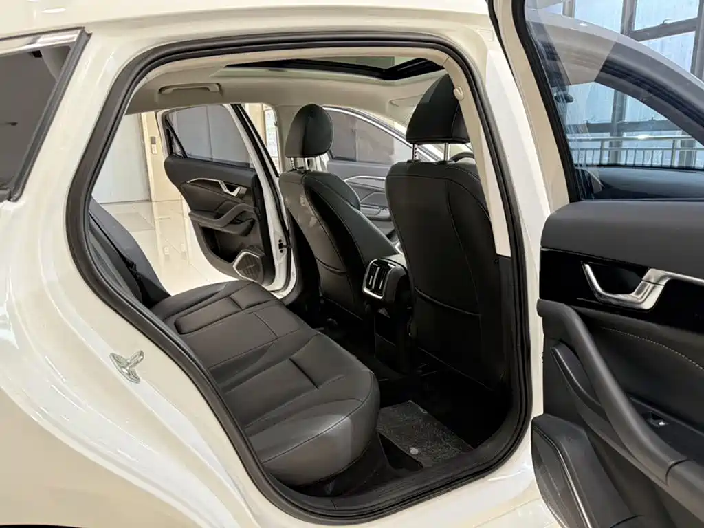 Besturn B70 2024 2023 3rd Generation 1.5T Automatic Comfort